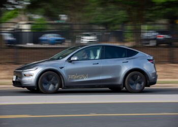 Tesla Is Building Superchargers You Won’t Be Allowed to Use