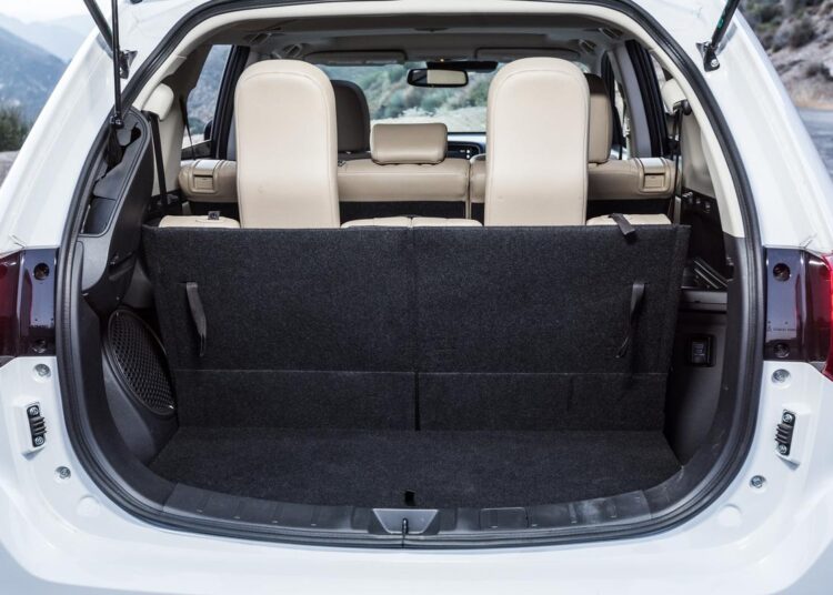 Another Mitsubishi Outlander Liftgate Recall Issued