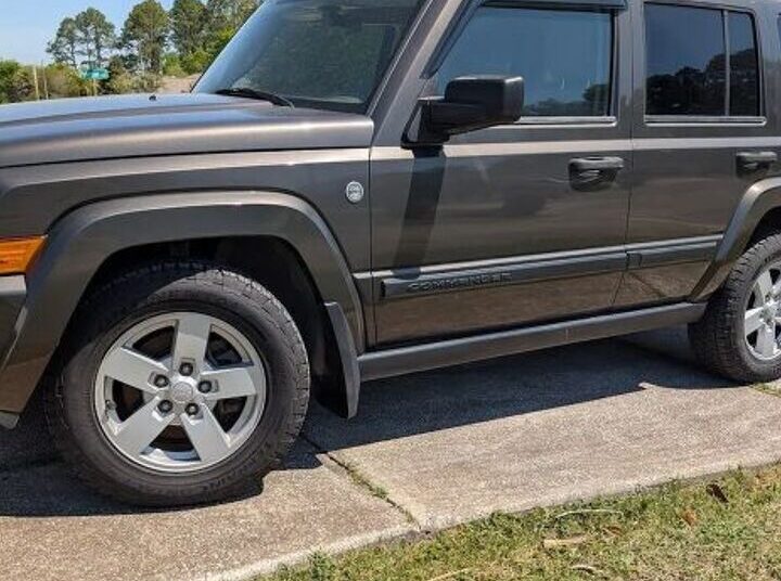Used Car Of The Day: 2006 Jeep Commander