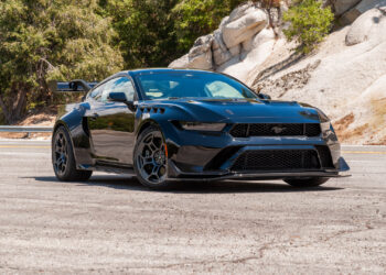 2026 Ford Mustang Dark Horse SC Offers GTD-Like Power for a Third of the Price