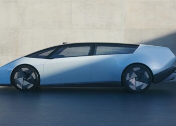 The Honda 0 Series Saloon Would’ve Been a Better Ferrari Design Than the Luce