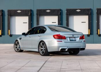 2014 BMW M5 Competition Package 6-Speed