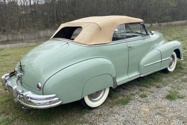 1948 Pontiac Deluxe Torpedo Convertible