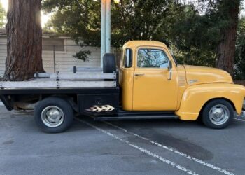 1949 Chevrolet 3600 Flatbed-Bodied 1971 Pontiac Grand Safari at No Reserve