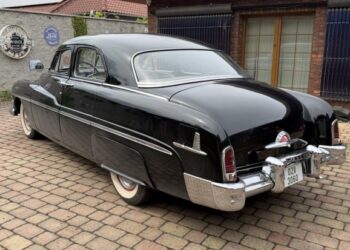 1951 Mercury Eight Sport Sedan
