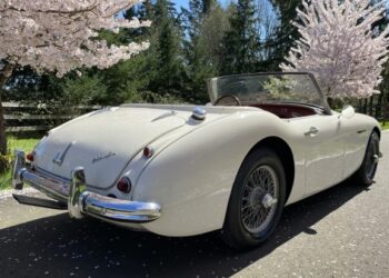 1959 Austin-Healey 100-6 BN4 4-Seat Roadster