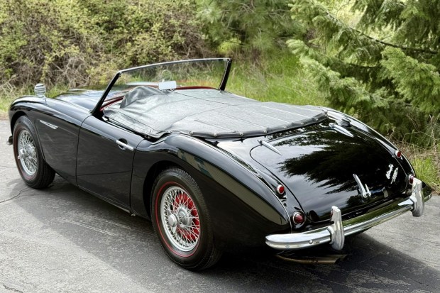 1962 Austin-Healey 3000 BT7 Mk II