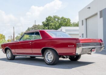 Tri-Power-Equipped 1965 Pontiac GTO Hardtop Coupe 4-Speed