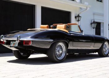 1973 Jaguar E-Type Series III Roadster EV Conversion