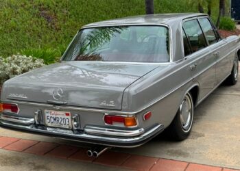 1973 Mercedes-Benz 280SEL 4.5 Sedan