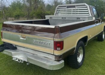 1977 Chevrolet C20 Camper Special at No Reserve