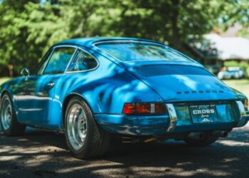 Backdated 1977 Porsche 911S Coupe 5-Speed