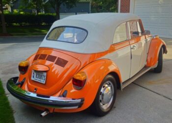 1977 Volkswagen Super Beetle Convertible