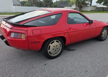 1984 Porsche 928S