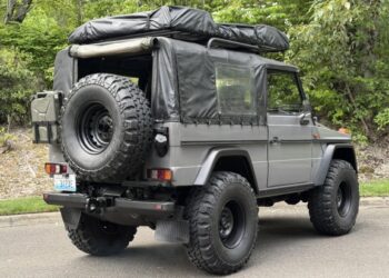 Turbodiesel-Powered 1988 Mercedes-Benz 240GD 5-Speed