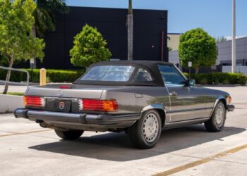 1988 Mercedes-Benz 560SL
