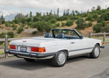 15k-Mile 1988 Mercedes-Benz 560SL