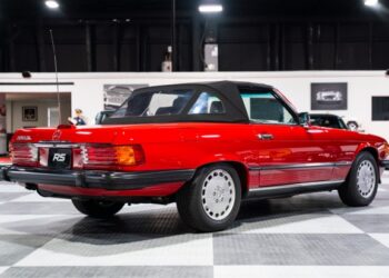 19k-Kilometer 1989 Mercedes-Benz 560SL
