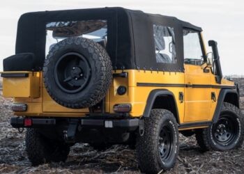 1991 Mercedes-Benz 250GD Wolf 4-Speed
