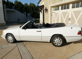1994 Mercedes-Benz E320 Cabriolet at No Reserve