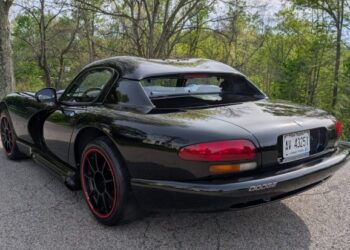 1995 Dodge Viper RT/10