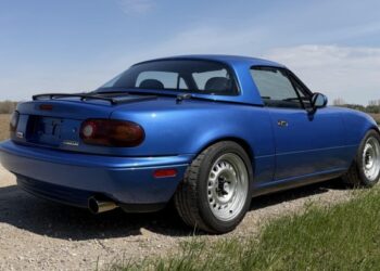 1995 Mazda MX-5 Miata 5-Speed at No Reserve
