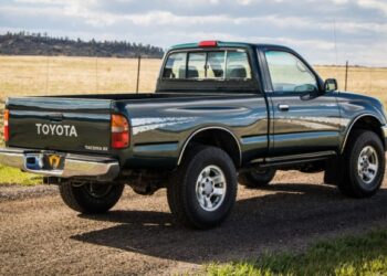 1996 Toyota Tacoma SX 4×4 5-Speed at No Reserve