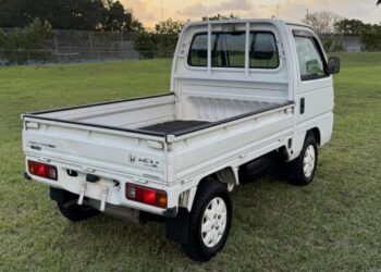 1997 Honda Acty Town Pickup 4WD 5-Speed at No Reserve
