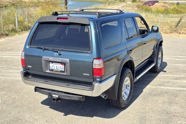 1998 Toyota 4Runner SR5 4WD at No Reserve