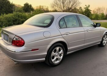 One-Owner, 33k-Mile 2000 Jaguar S-Type at No Reserve