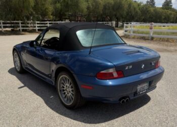 Single-Family-Owned 2001 BMW Z3 3.0i