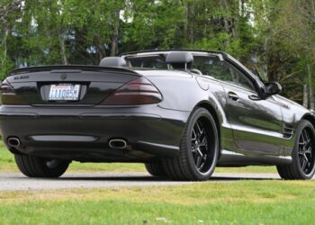 2003 Mercedes-Benz SL500 at No Reserve