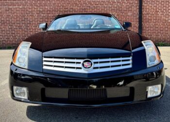 Single-Family-Owned 2004 Cadillac XLR at No Reserve