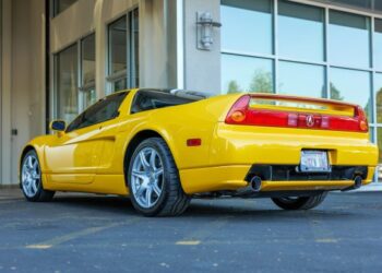 Original-Owner, 4,200-Mile 2005 Acura NSX-T 6-Speed