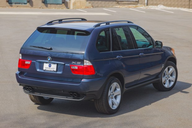 26k-Mile 2005 BMW X5 4.4i at No Reserve