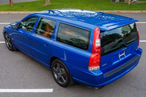 2006 Volvo V70R