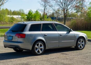 42k-Mile 2007 Audi A4 3.2 Avant Quattro at No Reserve