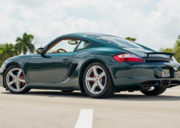 2007 Porsche Cayman S 6-Speed at No Reserve