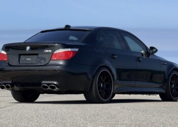 2010 BMW M5 at No Reserve
