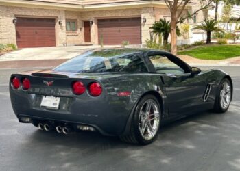 5k-Mile 2009 Chevrolet Corvette Z06