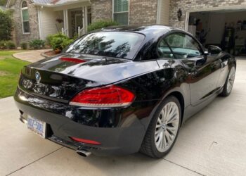 35k-Mile 2011 BMW Z4 sDrive35i