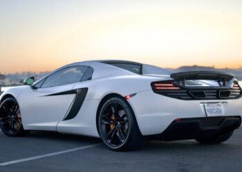 2013 McLaren 12C Spider