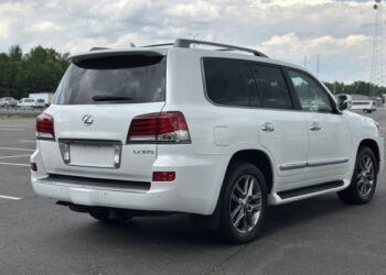 2015 Lexus LX570
