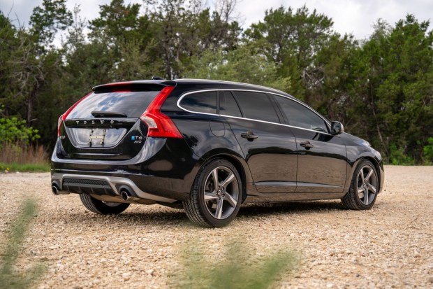 2015 Volvo V60 T6 R-Design Platinum at No Reserve
