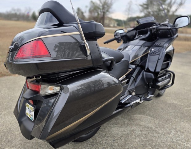 646-Mile 2016 Honda GL1800 Gold Wing