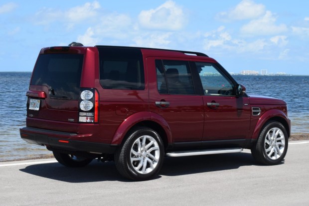 2016 Land Rover LR4 HSE at No Reserve