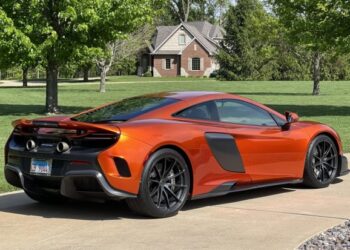 2016 McLaren 675LT Coupe