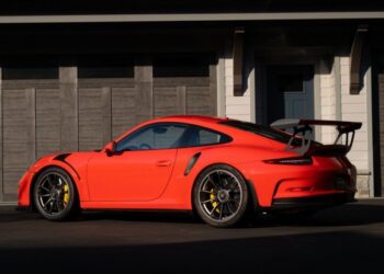2,800-Mile 2016 Porsche 911 GT3 RS