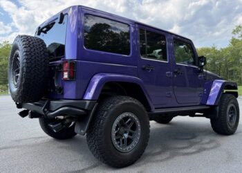 40k-Mile 2017 Jeep Wrangler Unlimited Sahara AEV JK350