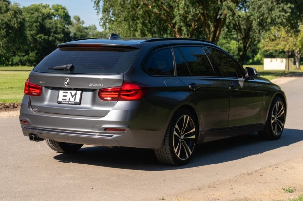 2018 BMW 330i xDrive Sports Wagon Shadow Sport Edition at No Reserve